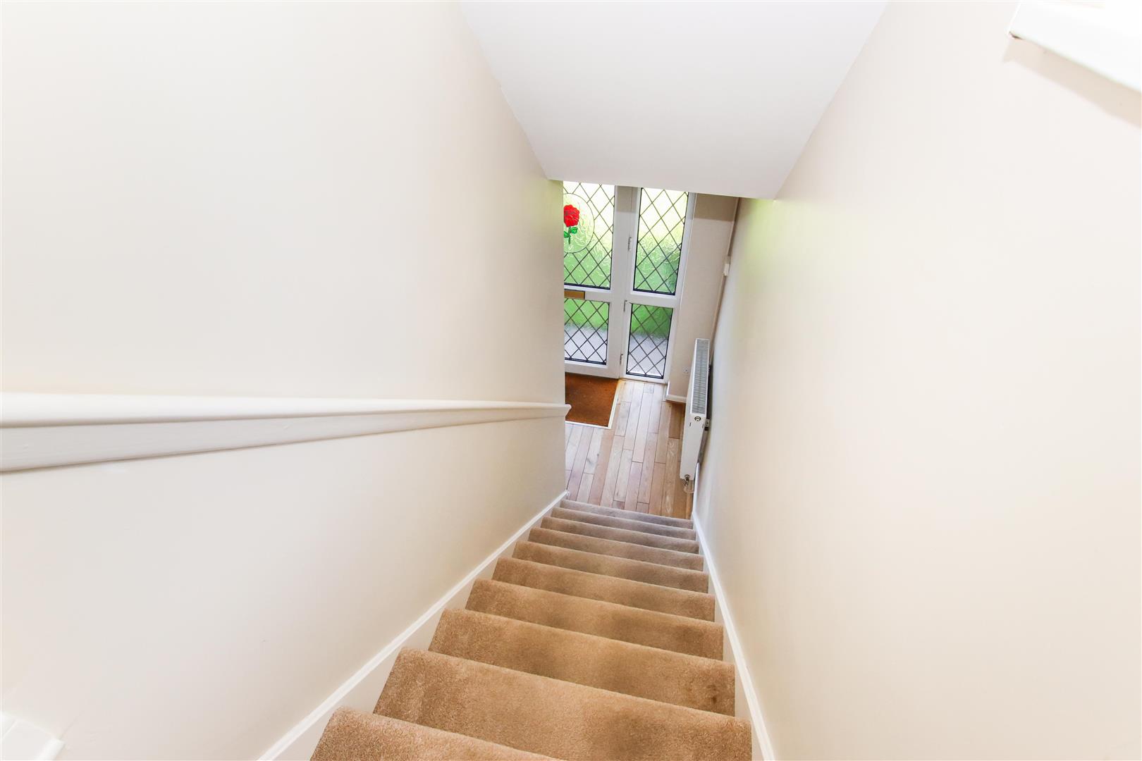 FIRST FLOOR LANDING